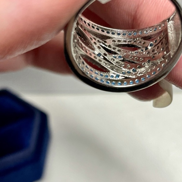 Thick cerulean blue multi-layer crossover ring - Picture 6 of 13